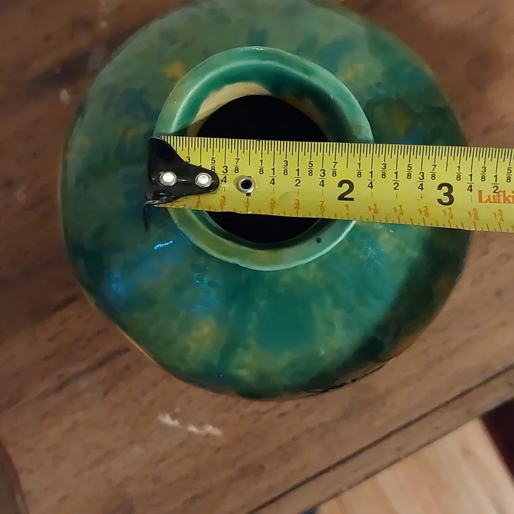 Ceramic Vase - Picture 5 of 7